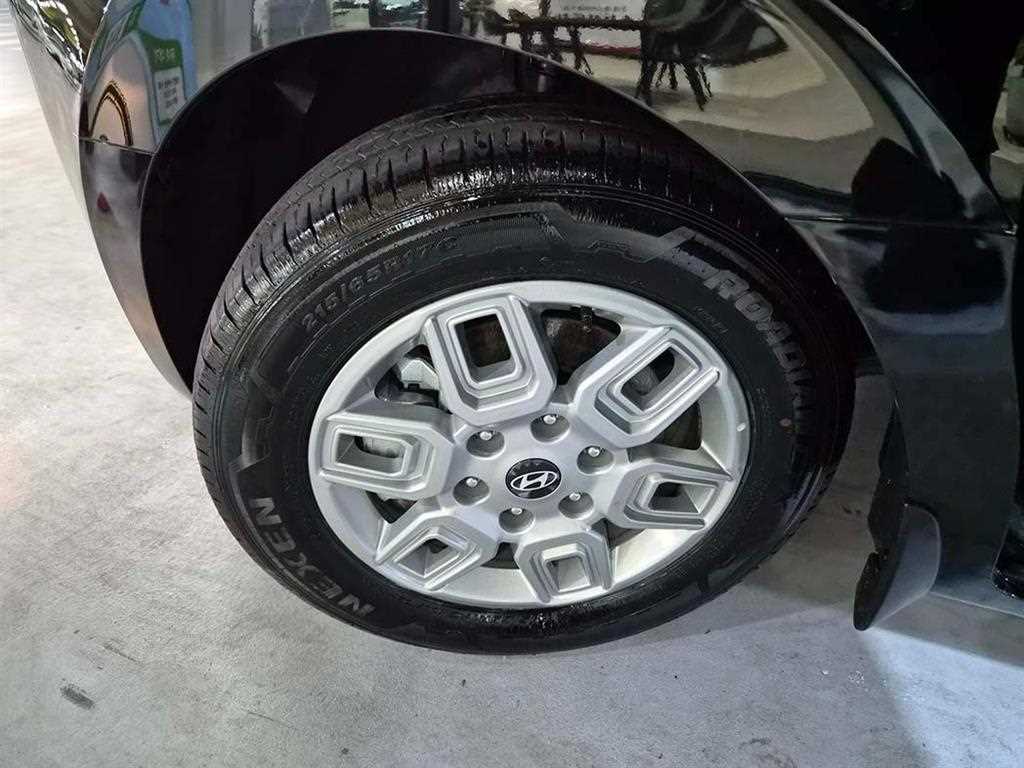 HYUNDAI Staria 2025 Negro - Importación desde Corea - HF Imports Iquique - Foto 20