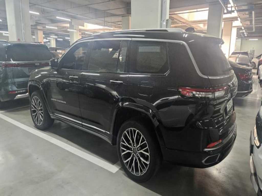 Jeep Cherokee - Vista 5