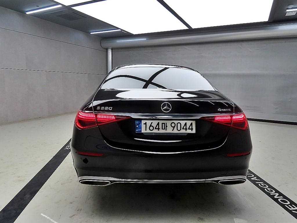 Mercedes Benz S Class - Vista 3