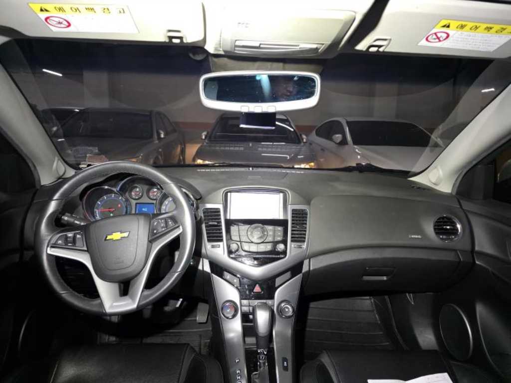 Chevrolet Cruise - Vista 4
