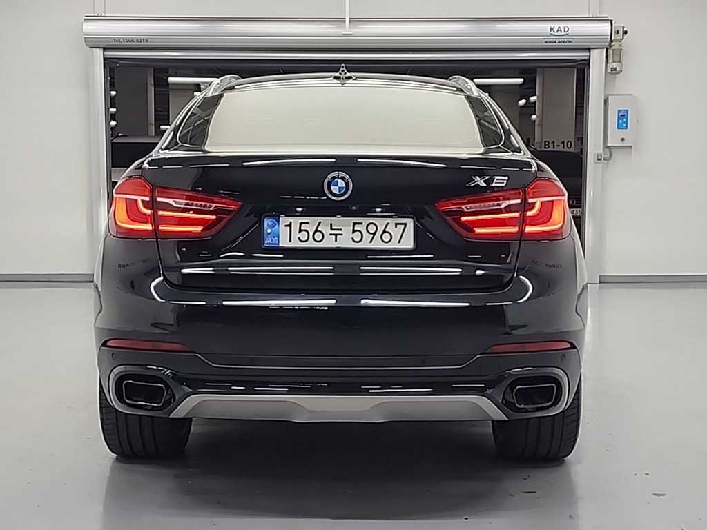 BMW X6 - Vista 3