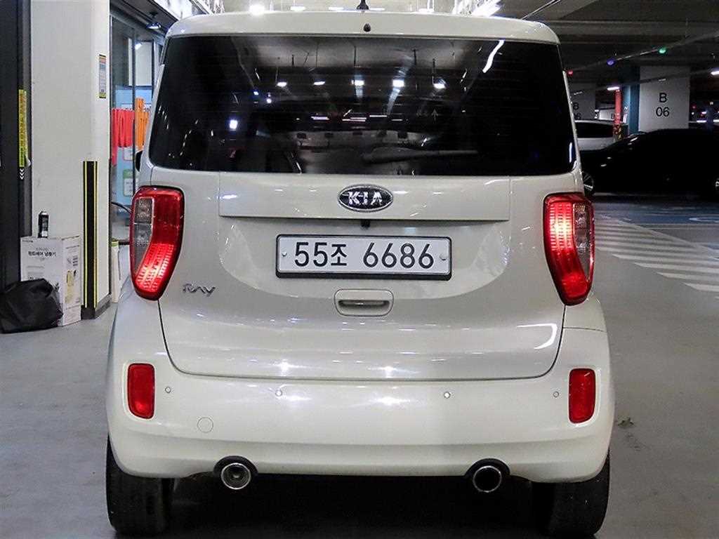 KIA Ray - Vista 5