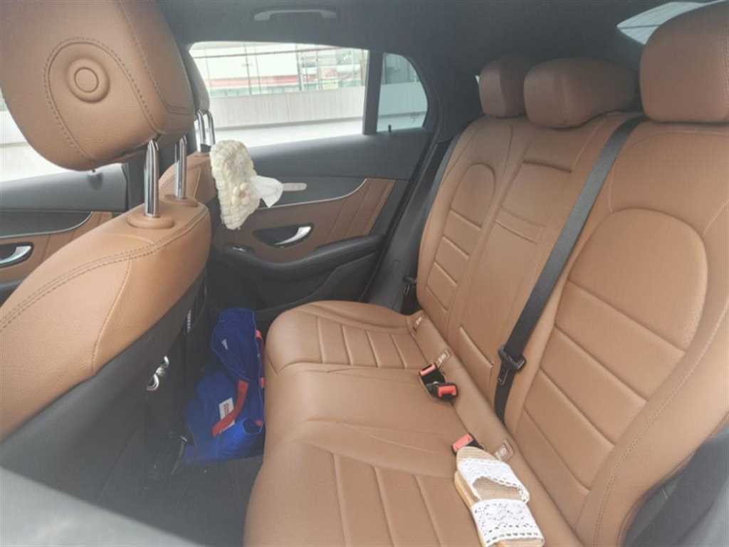 Mercedes Benz GLC Class - Vista 5