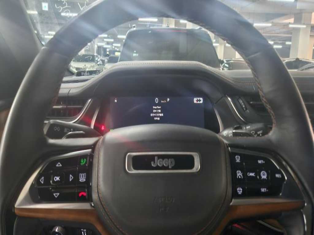 Jeep Cherokee - Vista 7
