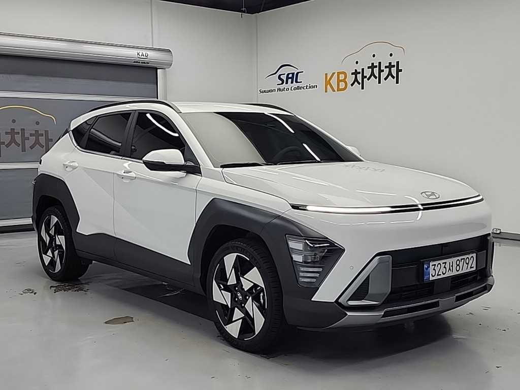 HYUNDAI Kona - Vista 4