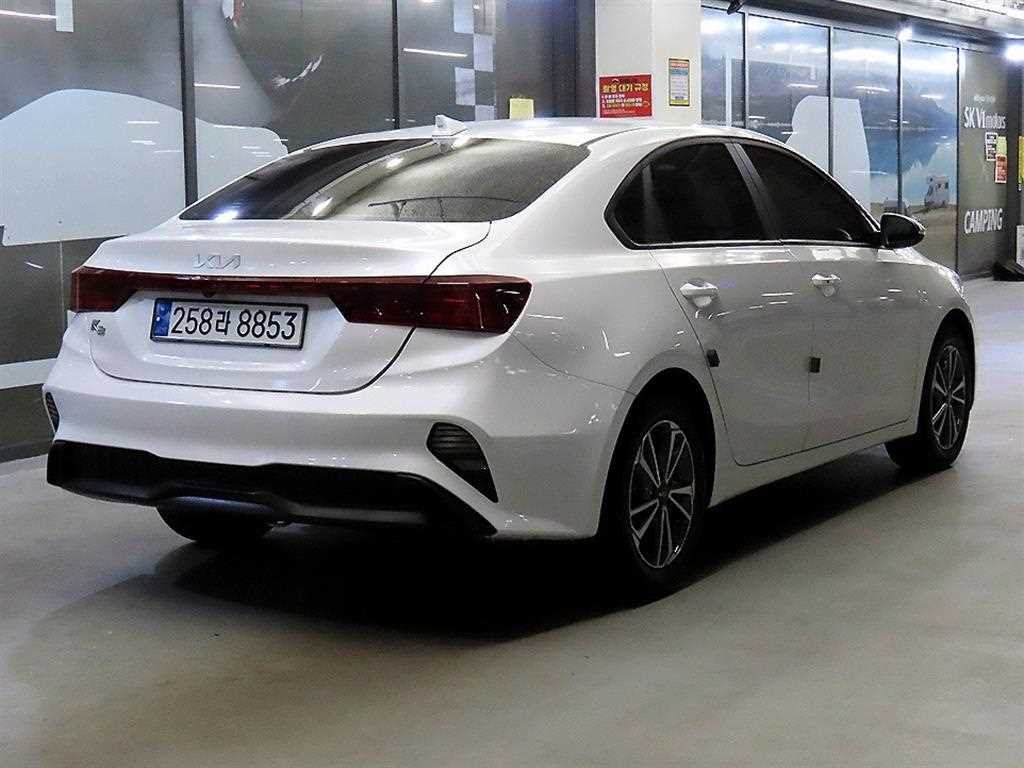KIA K3 - Vista 4