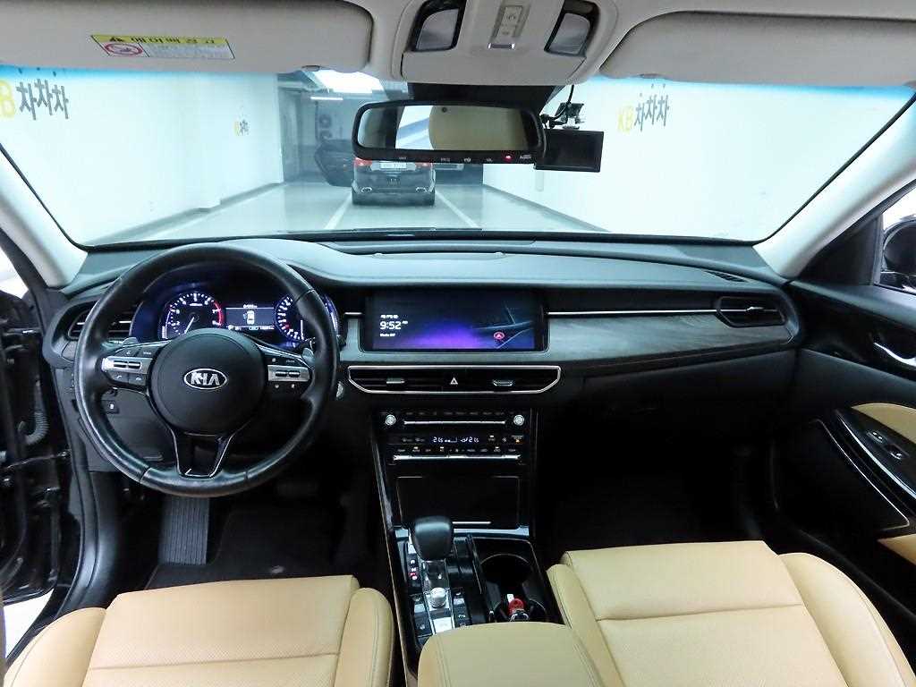 KIA K7 - Vista 6
