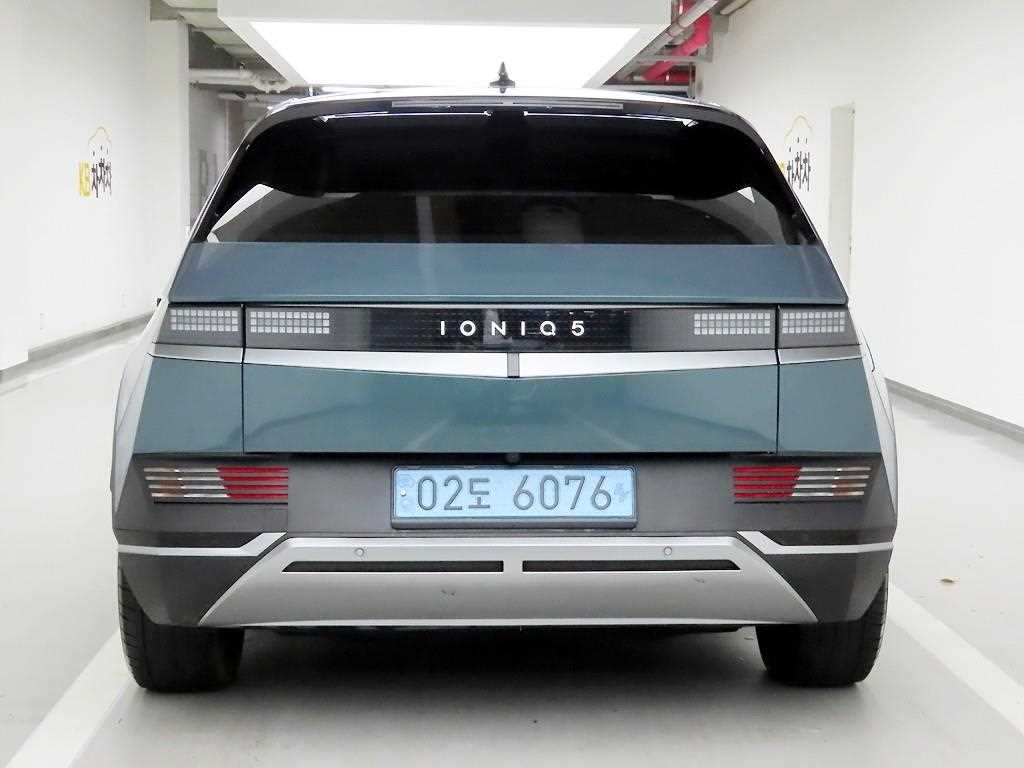 HYUNDAI Ioniq 5 - Vista 4
