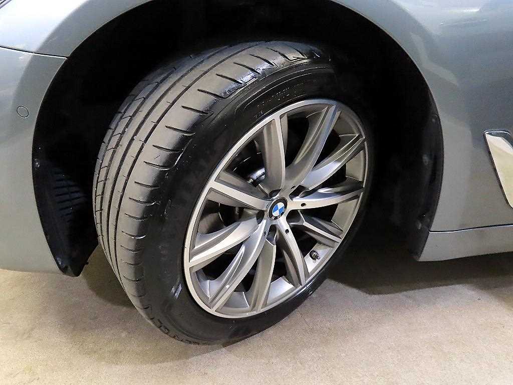 BMW 5 Series 2018 Gris - Importación desde Corea - HF Imports Iquique - Foto 20