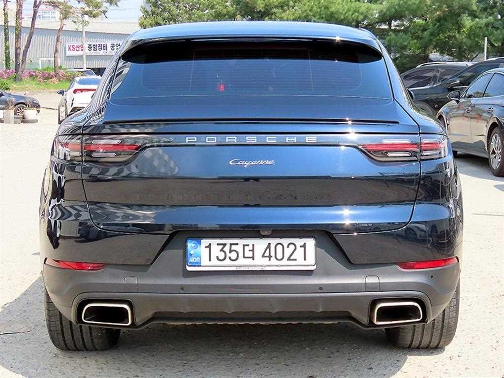 Porsche Cayenne - Vista 4