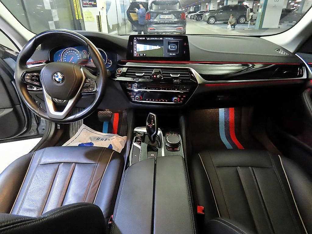 BMW 5 Series - Vista 10