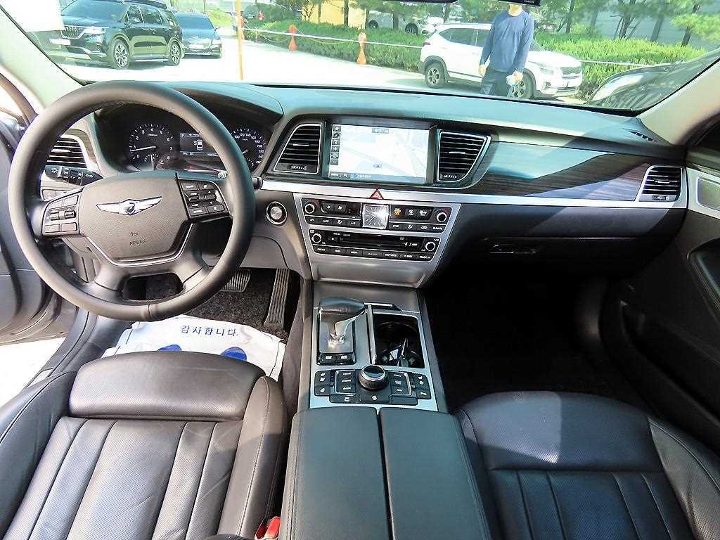 Genesis G80 - Vista 7
