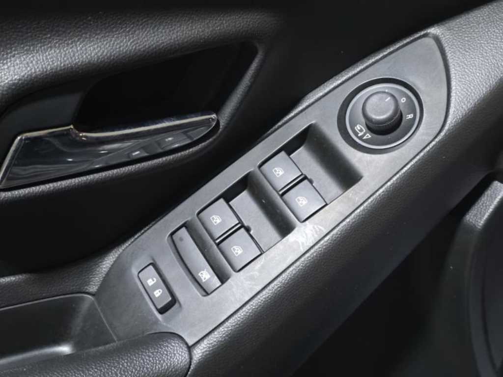 Chevrolet Trax - Vista 12