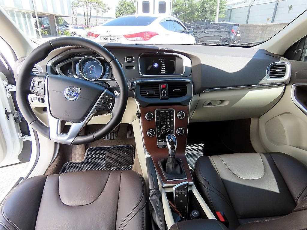 Volvo V40 - Vista 7