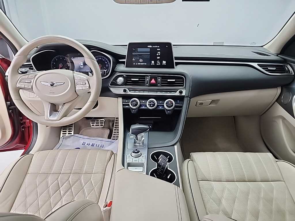 Genesis G70 - Vista 7
