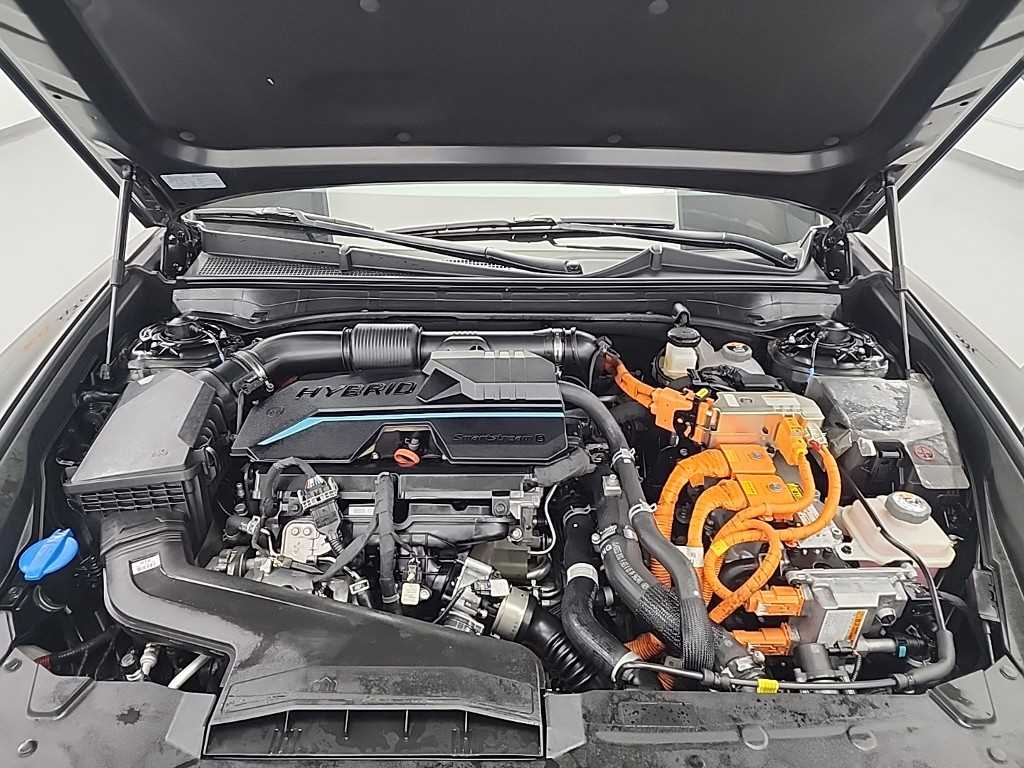 HYUNDAI Grandeur - Vista 5