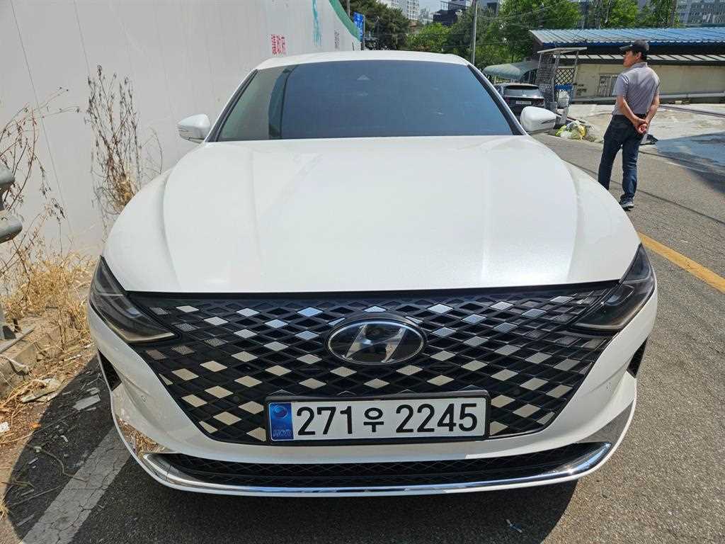 HYUNDAI Grandeur 2022 Blanco - Importación desde Corea - HF Imports Iquique - Foto 1