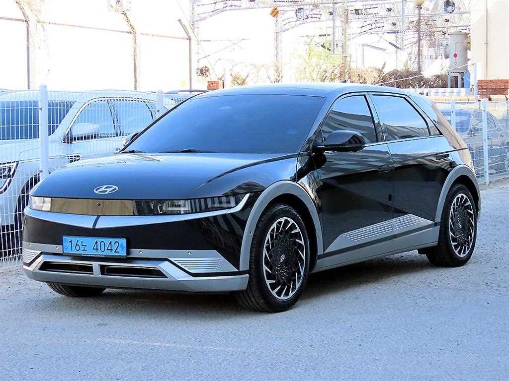 HYUNDAI Ioniq 5 - Vista 2