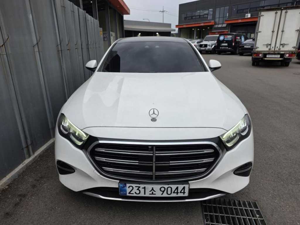 Mercedes Benz E class 2024 Blanco - Importación desde Corea - HF Imports Iquique - Foto 1