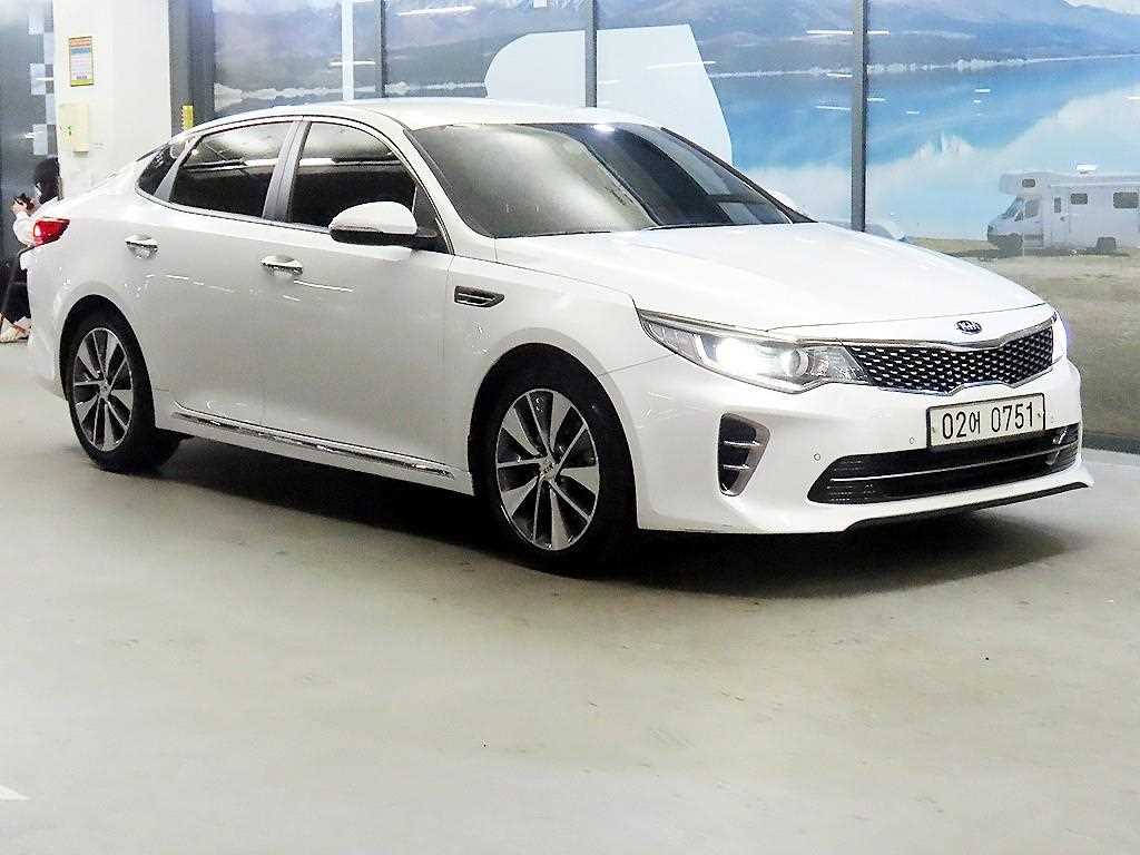 KIA K5 2016 Blanco - Importación desde Corea - HF Imports Iquique - Foto 1