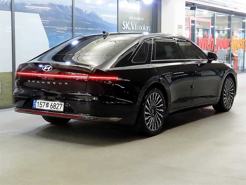 HYUNDAI Grandeur - Vista 4