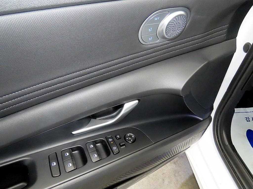 HYUNDAI Avante 2025 Blanco - Importación desde Corea - HF Imports Iquique - Foto 13