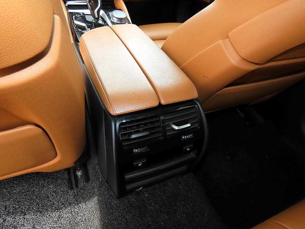 BMW 5 Series 2022 Blanco - Importación desde Corea - HF Imports Iquique - Foto 16