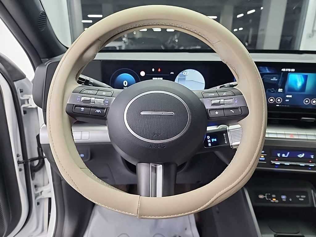 HYUNDAI Kona - Vista 9