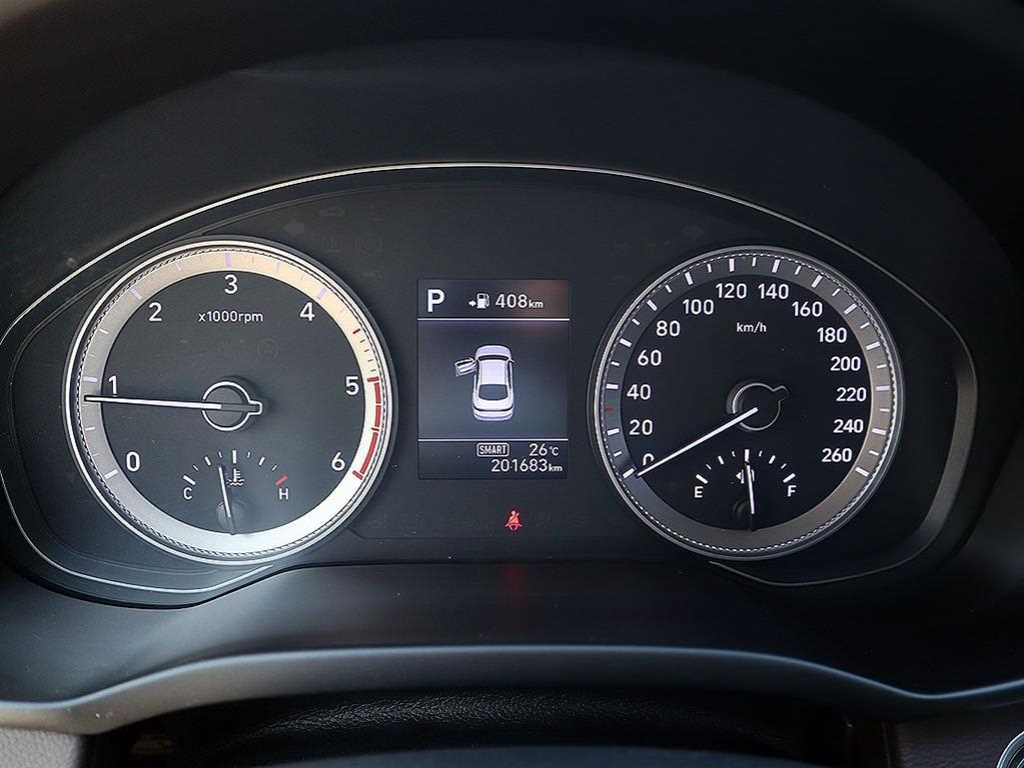 HYUNDAI Grandeur - Vista 9