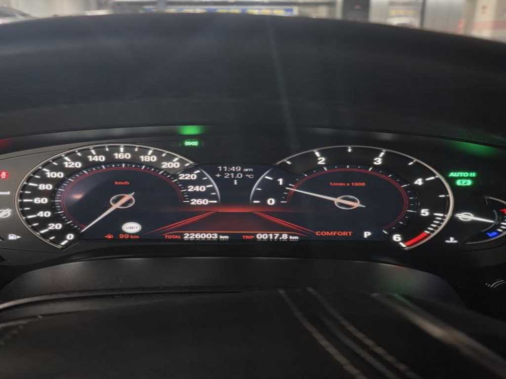 BMW 5 Series - Vista 6