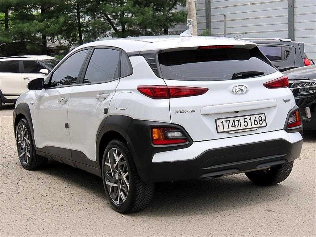 HYUNDAI Kona - Vista 3