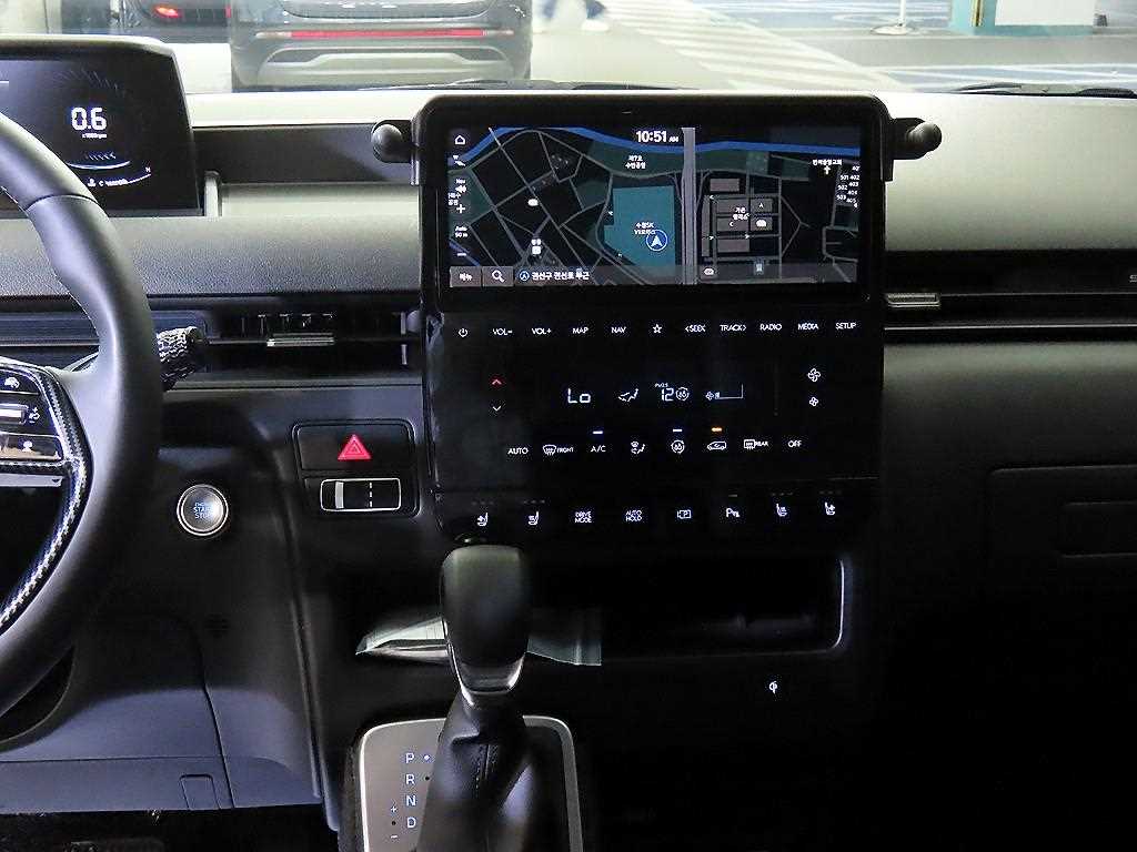 HYUNDAI Staria - Vista 11