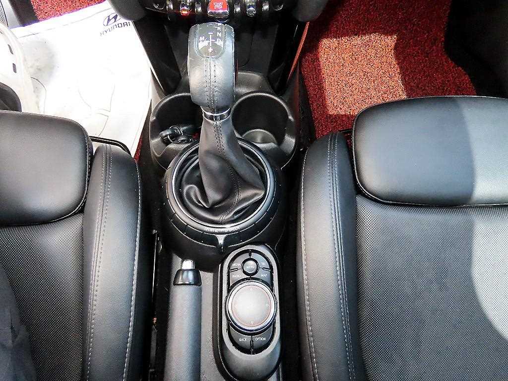 Mini Cooper - Vista 10