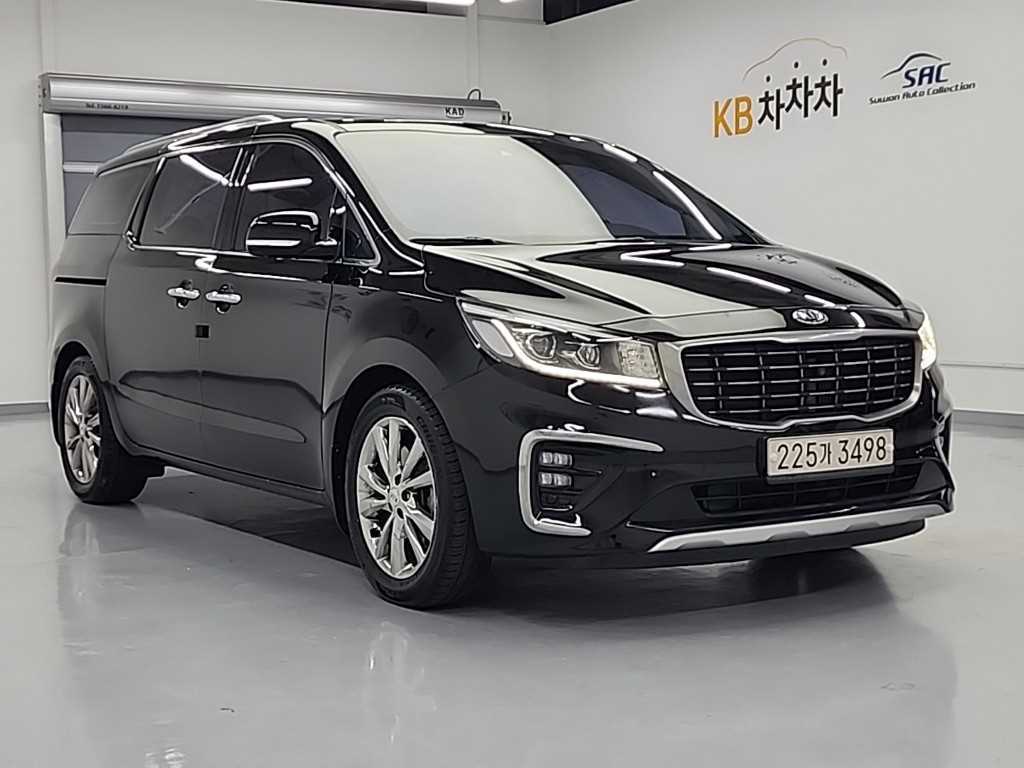 KIA Carnival - Vista 4