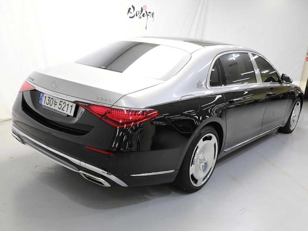 Mercedes Benz S Class - Vista 5