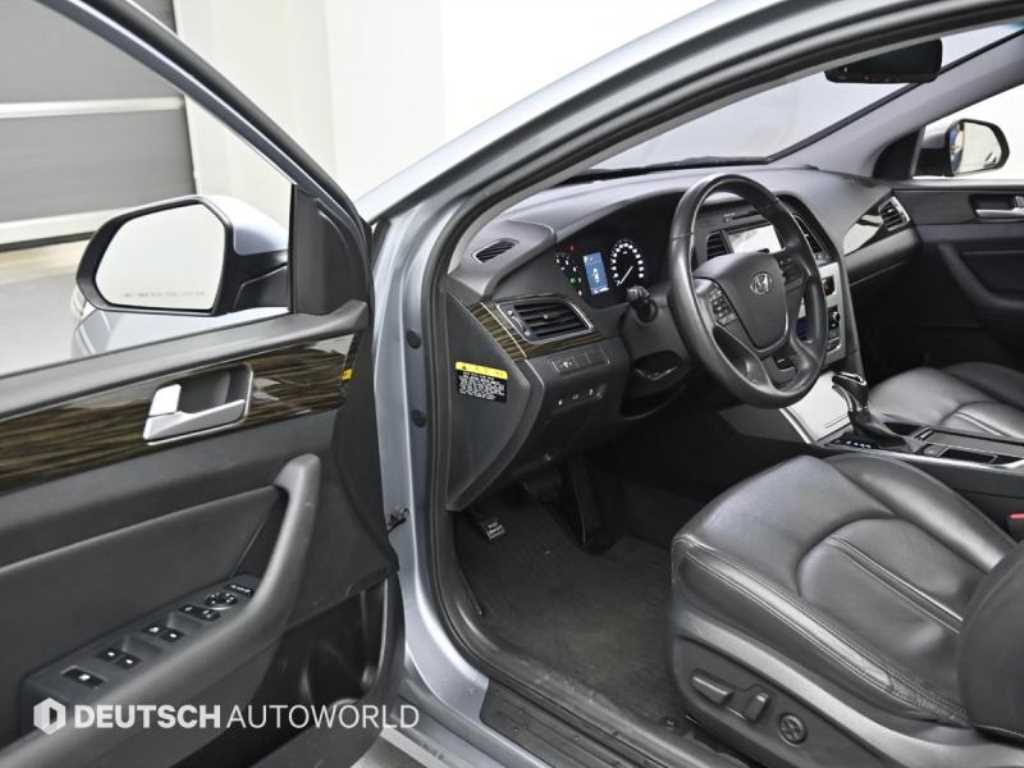 HYUNDAI Sonata - Vista 11