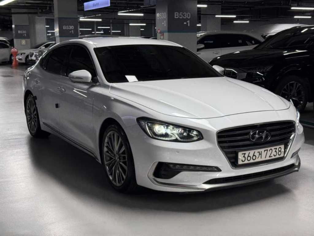 HYUNDAI Grandeur - Vista 3