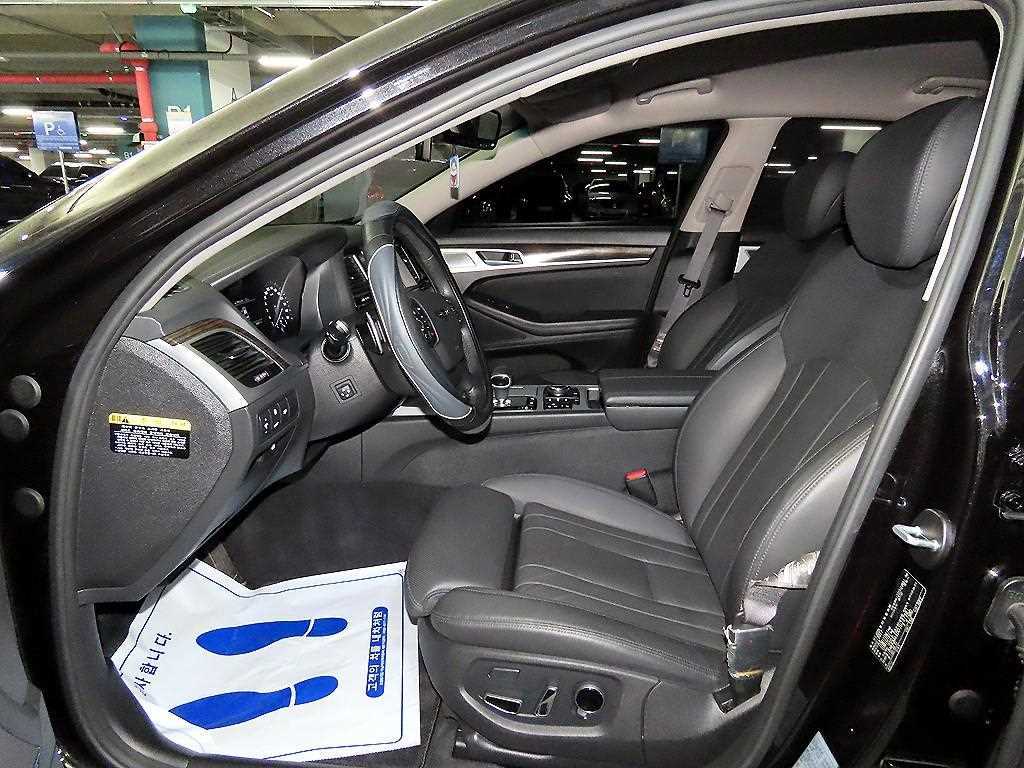 Genesis G80 - Vista 6