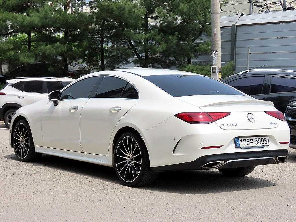 Mercedes Benz CLS Class - Vista 3