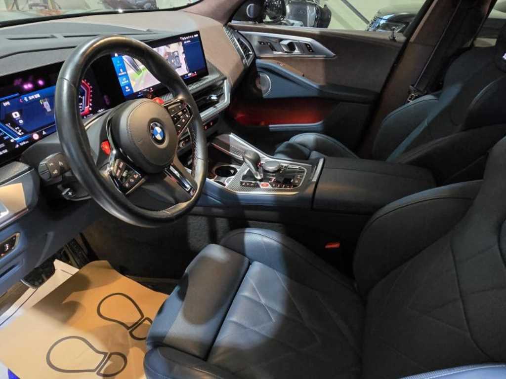 BMW XM - Vista 7