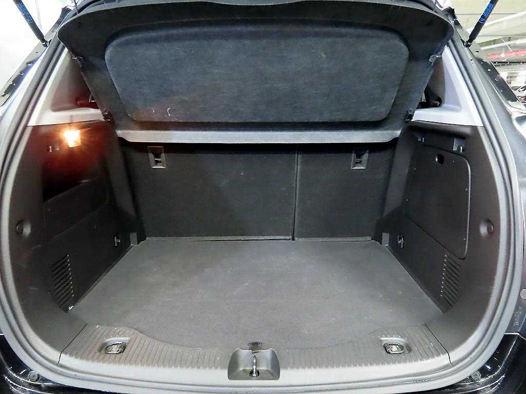 Chevrolet Trax 2017 Negro - Importación desde Corea - HF Imports Iquique - Foto 18