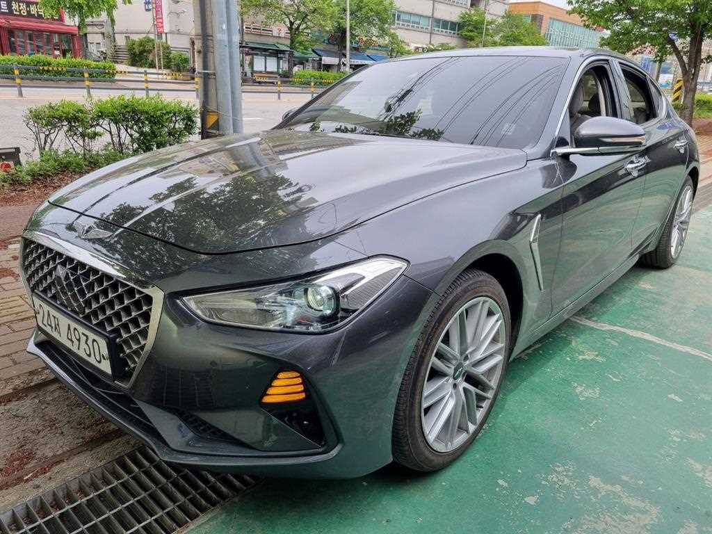 Genesis G70 - Vista 2