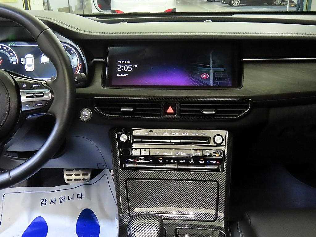 KIA K7 - Vista 11