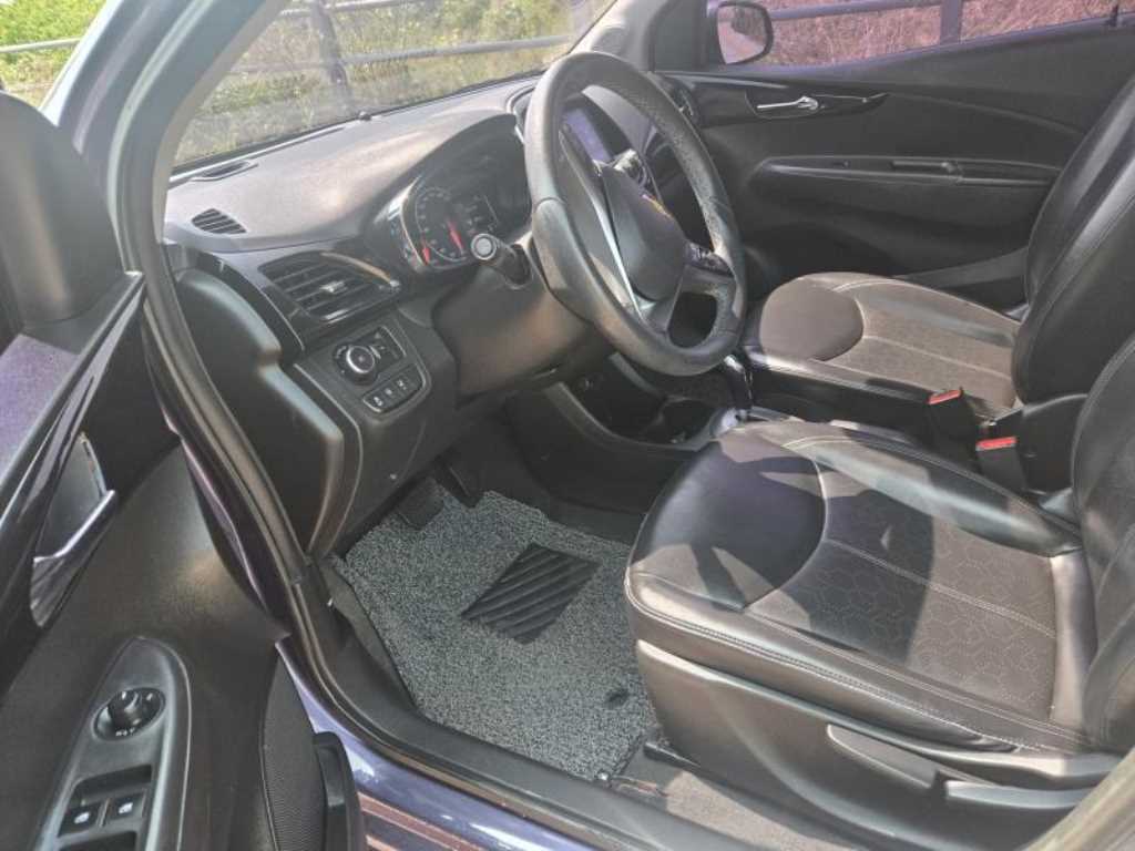 Chevrolet Spark - Vista 11
