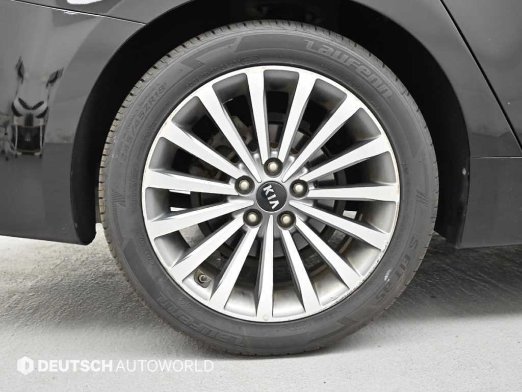 KIA K7 - Vista 6
