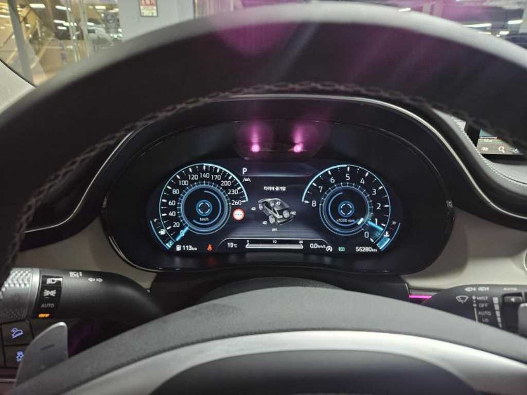 Genesis GV70 - Vista 5