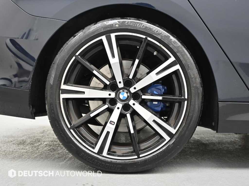 BMW 5 Series - Vista 5