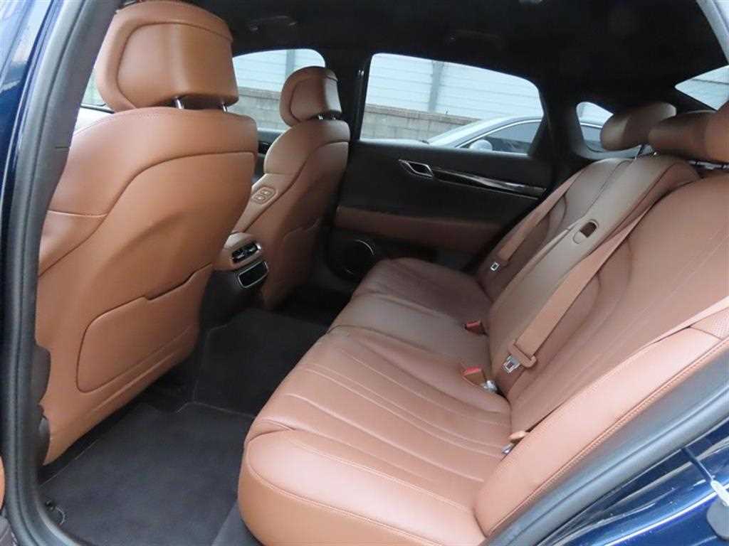Genesis G80 - Vista 7