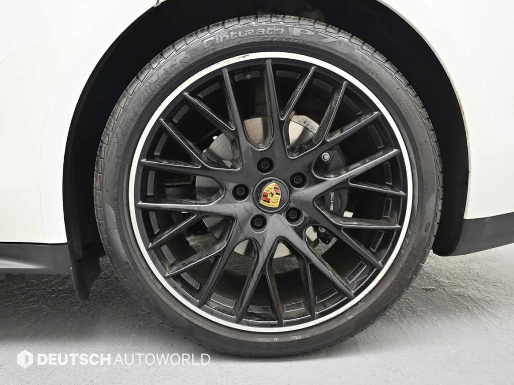Porsche Panamera - Vista 5