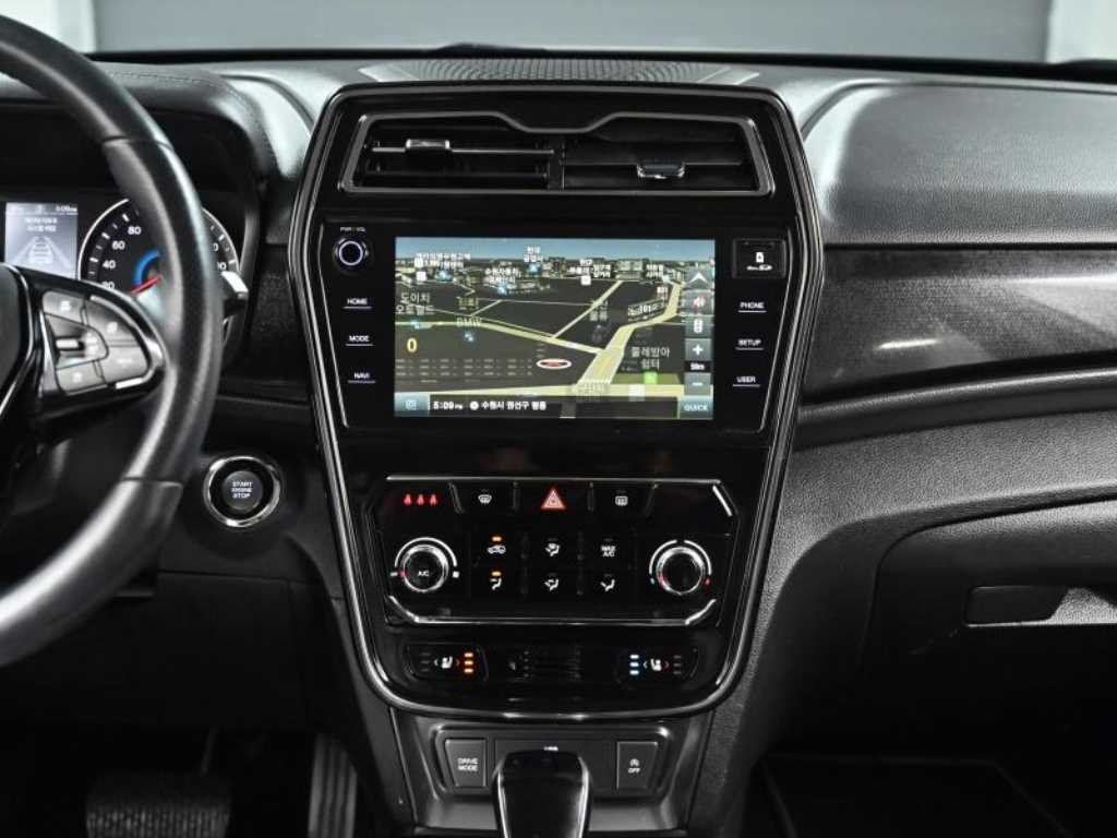 Ssangyong Tivoli 2022 Blanco - Importación desde Corea - HF Imports Iquique - Foto 14